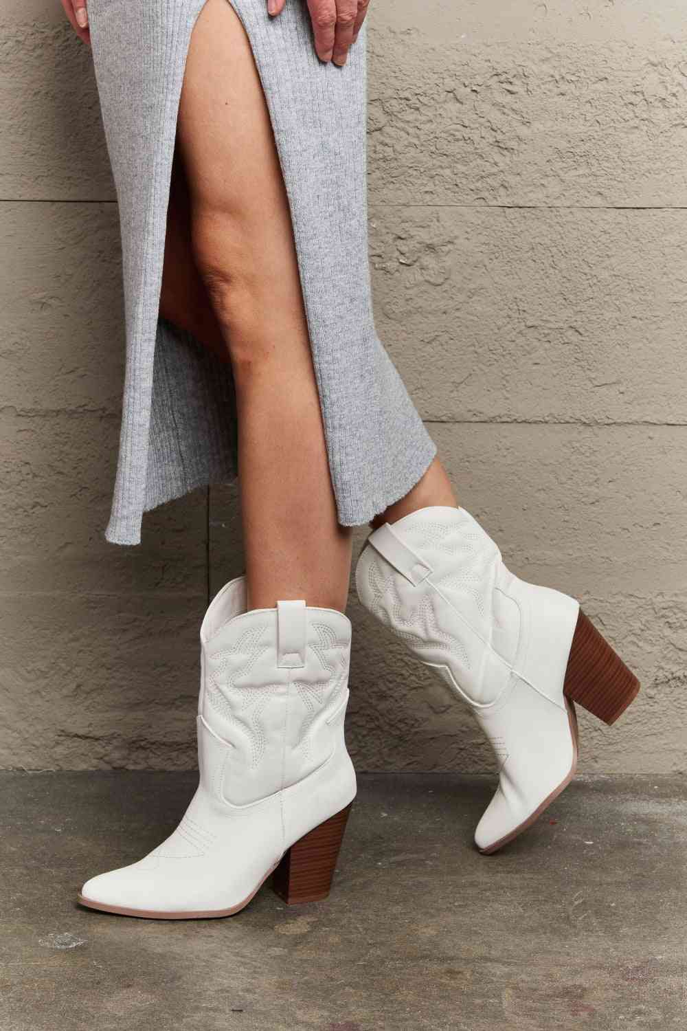 Legend Footwear Bella Cowgirl Boots