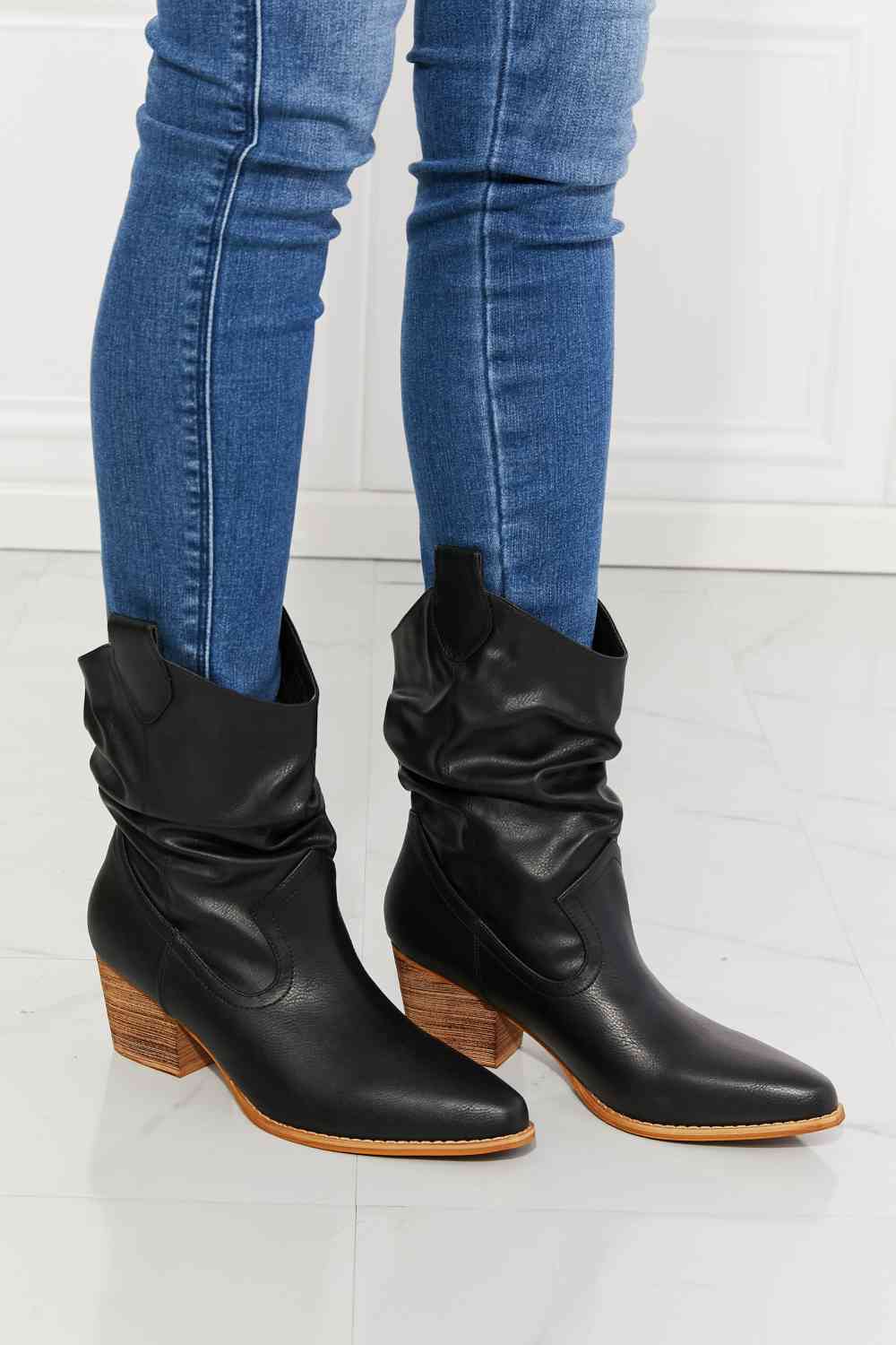 Women Boots – Sky Blue Apparel