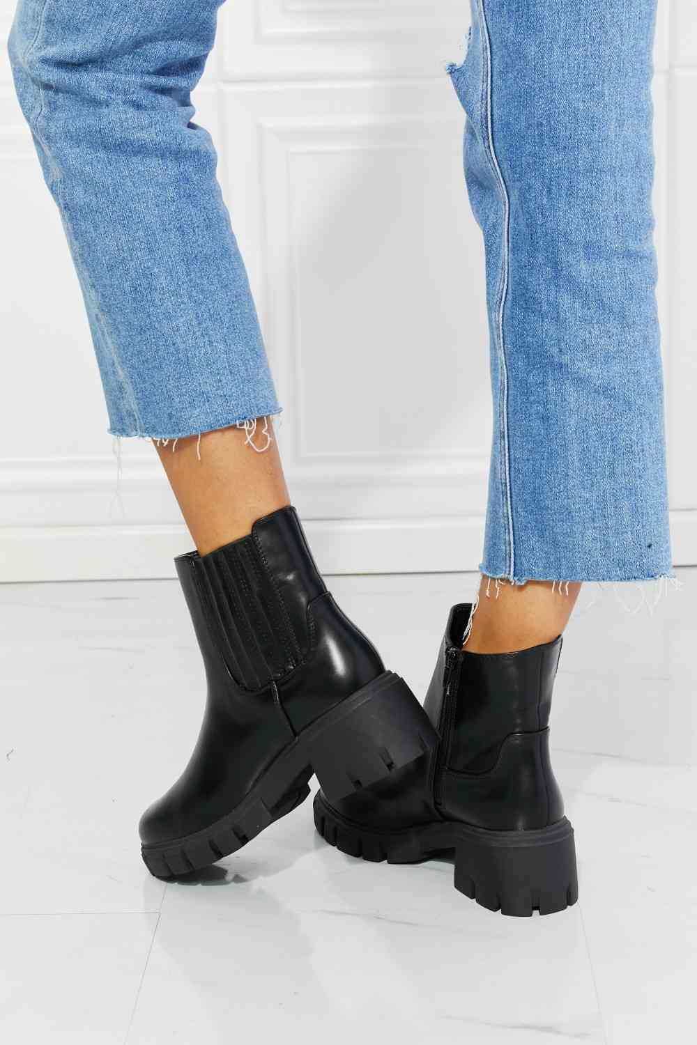 MM Shoes What It Takes Lug Sole Chelsea Boots